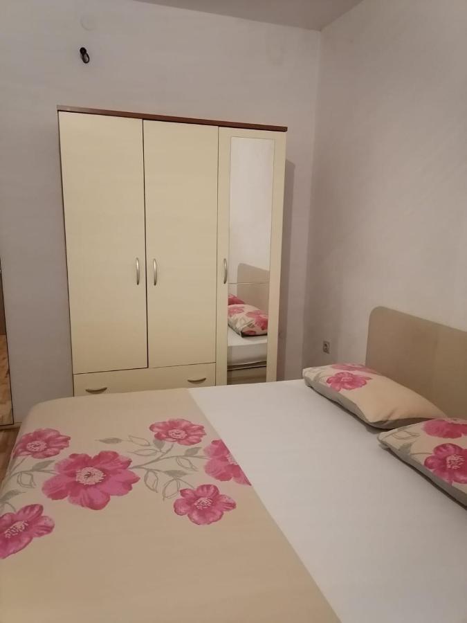 Kaštela Apartments Seven Castles P מראה חיצוני תמונה